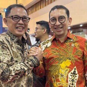 Perkuat Sinergi Nasional, Rektor UNSRAT Hadiri Perayaan Natal Kemendikbudristek