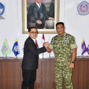 Rektor UNSRAT, Kepala SMA Taruna Nusantara Langowan Bangun Sinergitas Pendidikan
