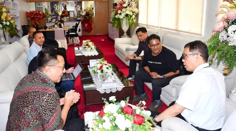 Jawab Tantangan Era Digital, UNSRAT-Google Indonesia Perkuat Kolaborasi